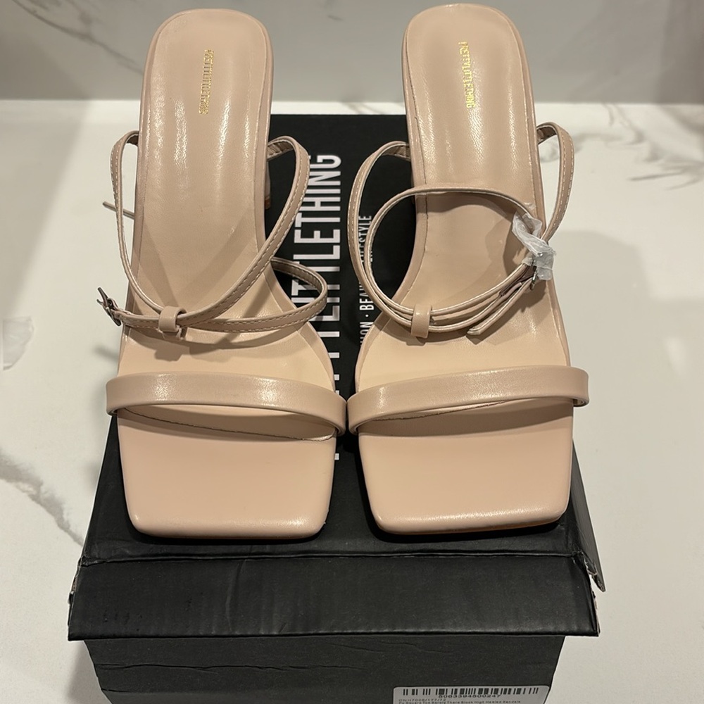 NWT Square Toe Block Heeled Sandals - Picture 5 of 5